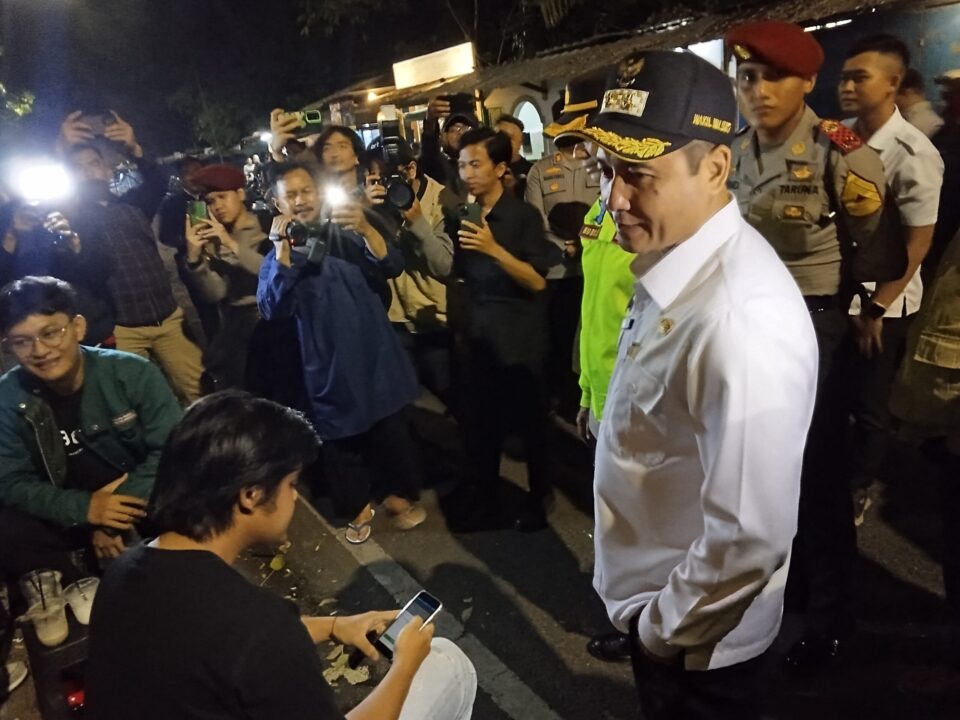 Berlakukan Jam Malam, Pemkot Bandung Mulai Lakukan Razia Siswa: Langkah Menuju Kedisiplinan dan Keamanan Pelajar