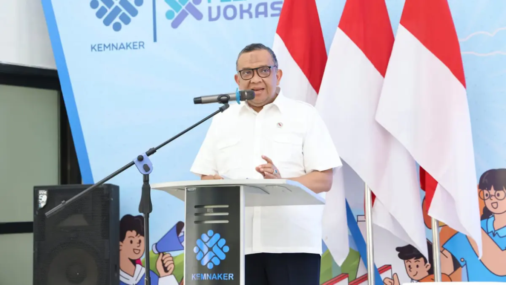 Wamenaker Sebut 64 Persen Peserta Magang Nasional Langsung Direkrut: Ini Datanya 2 Wamenaker Sebut 64 Persen Peserta Magang Nasional Langsung Direkrut: Ini Datanya